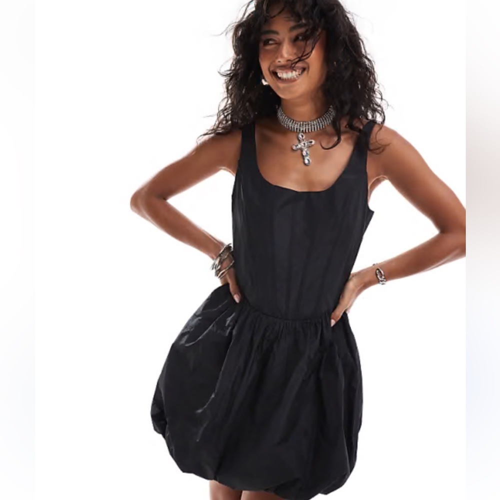Reiss Little Black Dress Lbd Bubble Hem Size 2 Euc